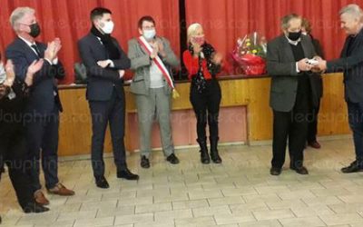 L’ancien maire de la commune Bernard Allard-Latour honoré
