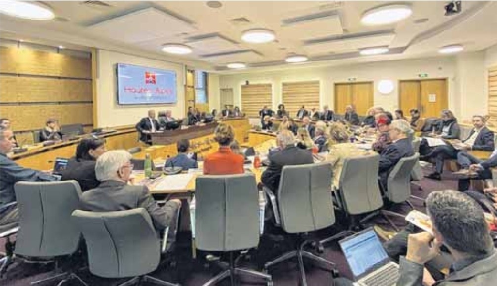 La gestion des finances publiques impacte tous nos budgets (régions, départements et communes)