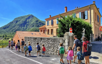 Exposition aux pesticides  « Les arbres les plus proches de l’école, je les ai arrachés »